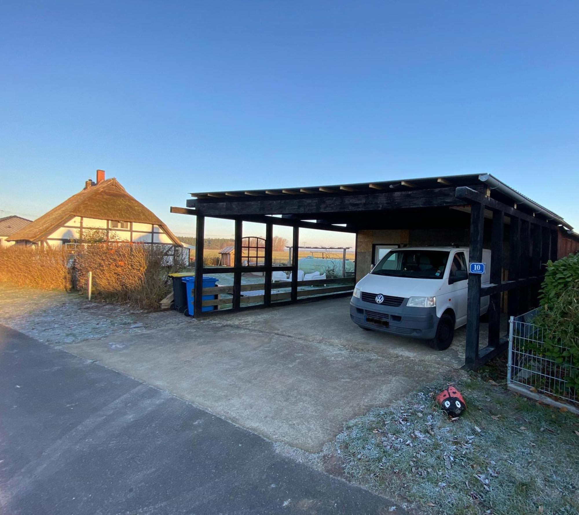 Villa Urlaub Unterm Reetdach Auf Dem Darss Fuhlendorf  Exterior foto